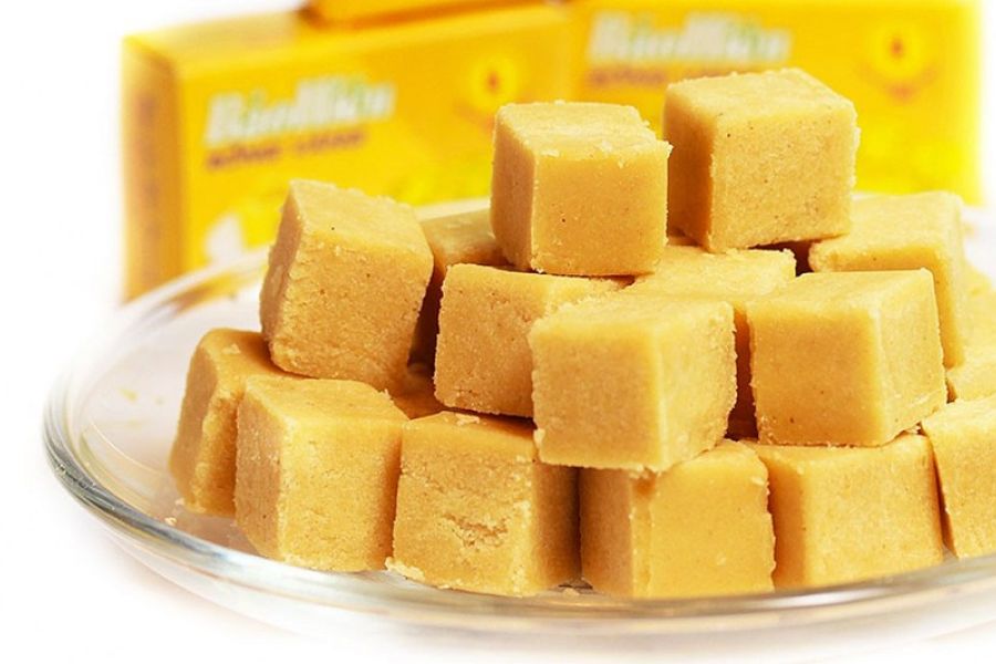 Khám Phá Hương Vị Truyền Thống Qua Món Bánh Đậu Xanh Cổ Truyền