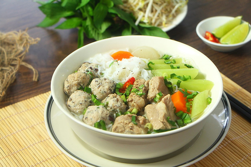 Bún dọc mùng – Món ngon dân dã níu chân bao thực khách