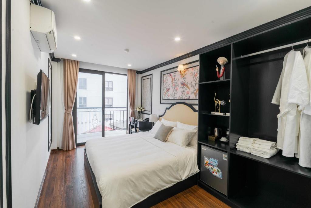Charm và Tiện Nghi Tại Charming Moon Hotel