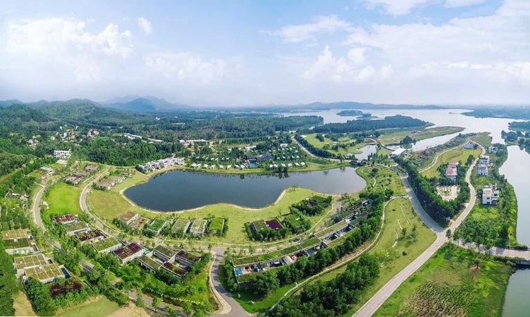 Hồ Đại Lải &#8211; Một Thiên Đường Nghỉ Dưỡng Giữa Lòng Thiên Nhiên
