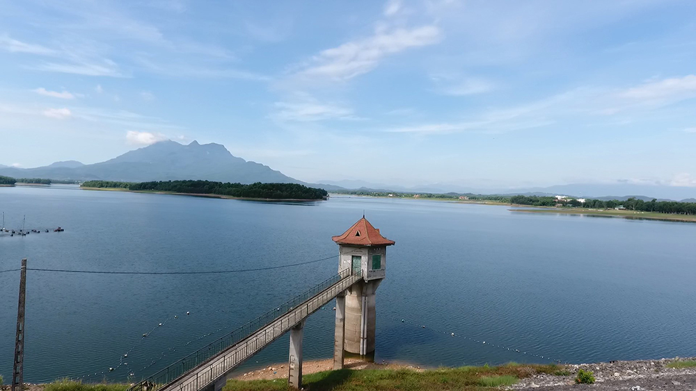 Hồ Suối Hai &#8211; Thiên Đường Nghỉ Dưỡng Hòa Mình Vào Thiên Nhiên