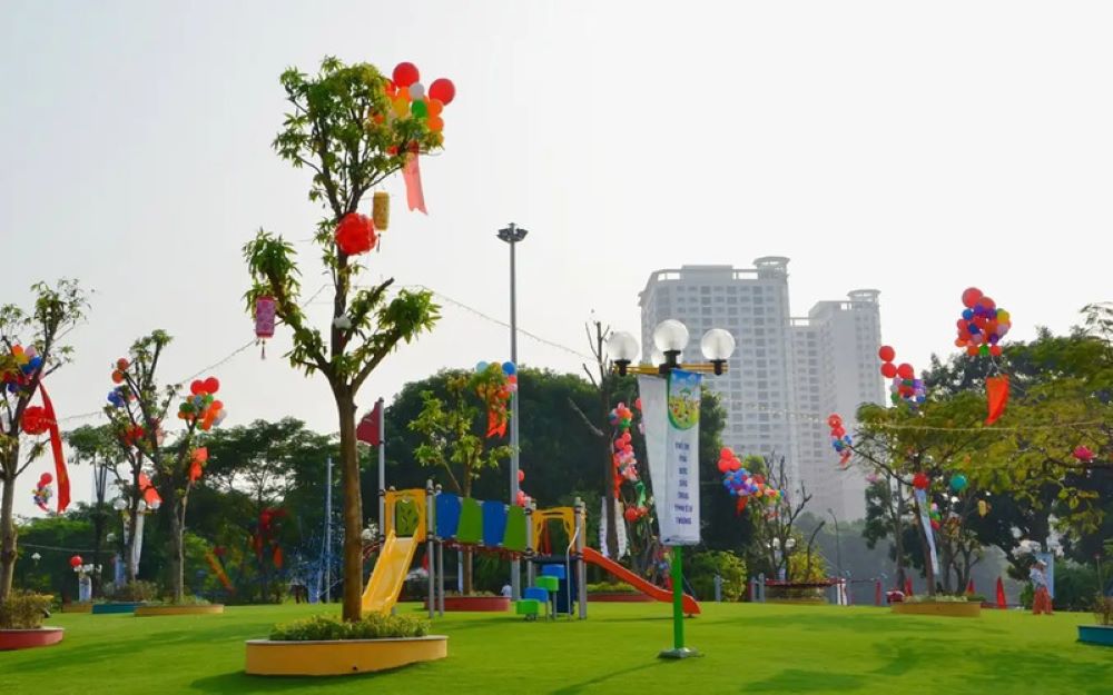 Khám Phá Công viên Nghĩa Đô: Nơi Lý Tưởng Cho Những Khoảnh Khắc Thư Giãn