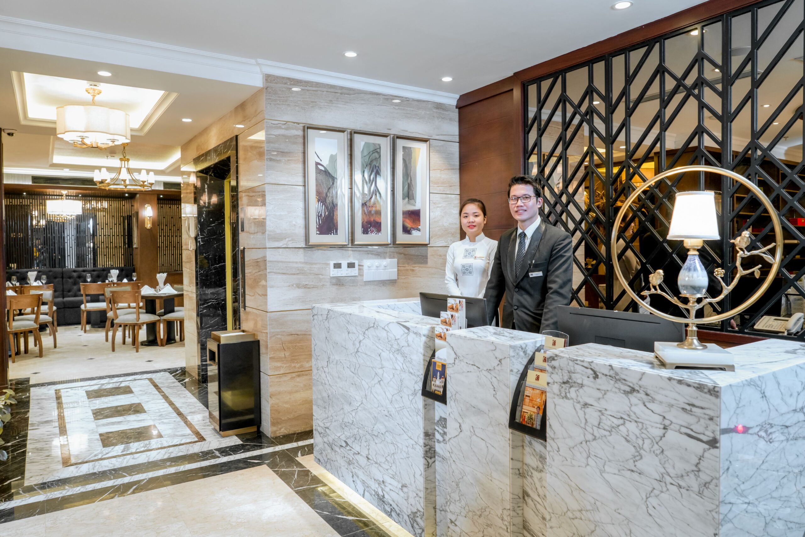 Khám Phá Conifer Grand Hotel: Nơi Nghỉ Dưỡng Lý Tưởng Tại Hà Nội