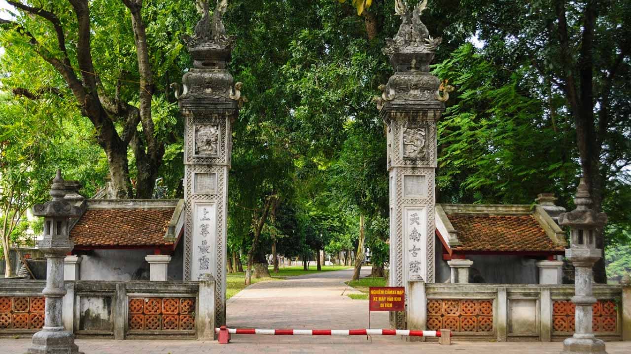 Khám Phá Đền Voi Phục: Di Tích Lịch Sử Vô Giá Của Thủ Đô Hà Nội