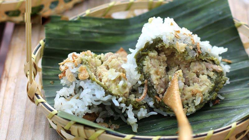 Khám phá hương vị dân dã trong món Bánh khúc nóng – Món ngon mùa đông không thể bỏ lỡ