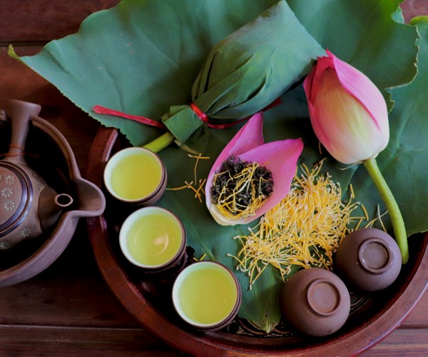 Khám phá hương vị Trà sen Tây Hồ – Tinh hoa nghệ thuật ẩm thực Việt