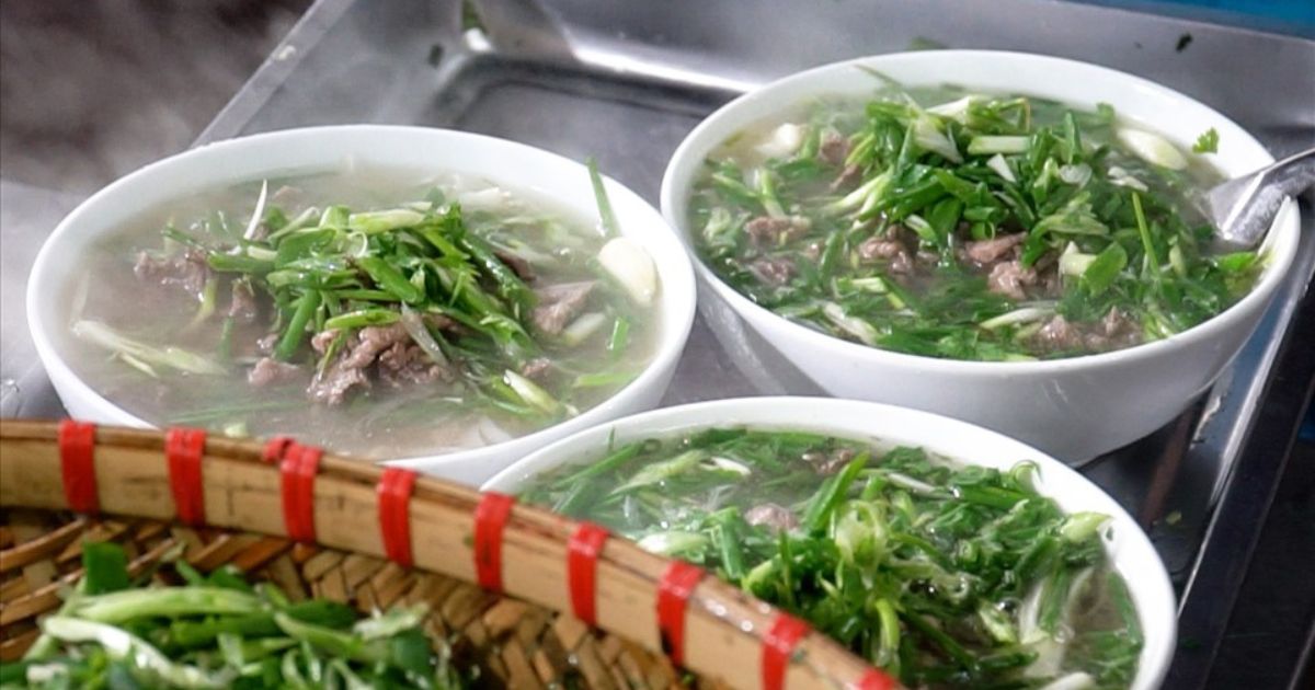 Khám Phá Hương Vị Truyền Thống Tại Phở Thìn – Điểm Đến Không Thể Bỏ Qua Của Người Sành Ăn
