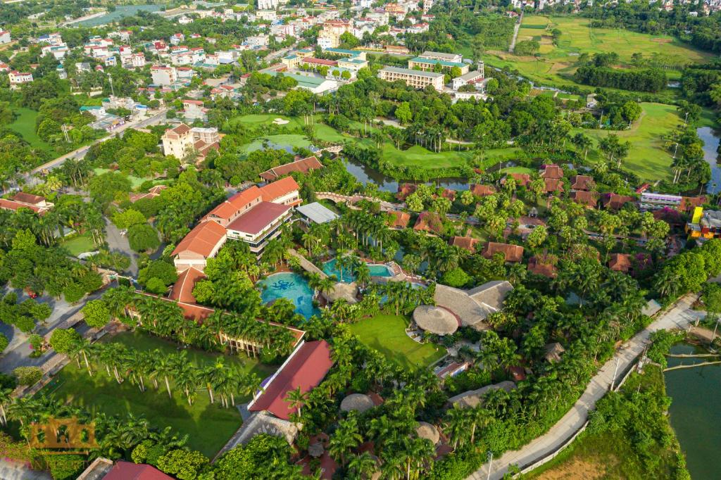 Khám Phá Khu Sinh Thái Láng Hòa Lạc: Một Điểm Đến Lý Tưởng Cho Mọi Du Khách