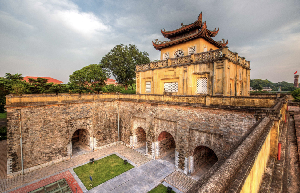 Khám Phá Vẻ Đẹp Lịch Sử Qua Di Sản Hoàng Thành Thăng Long