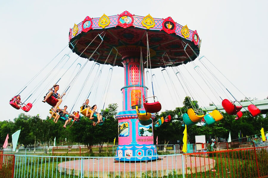 Khu Du Lịch Đầm Long: Một Điểm Đến Lý Tưởng Cho Những Ai Yêu Thiên Nhiên