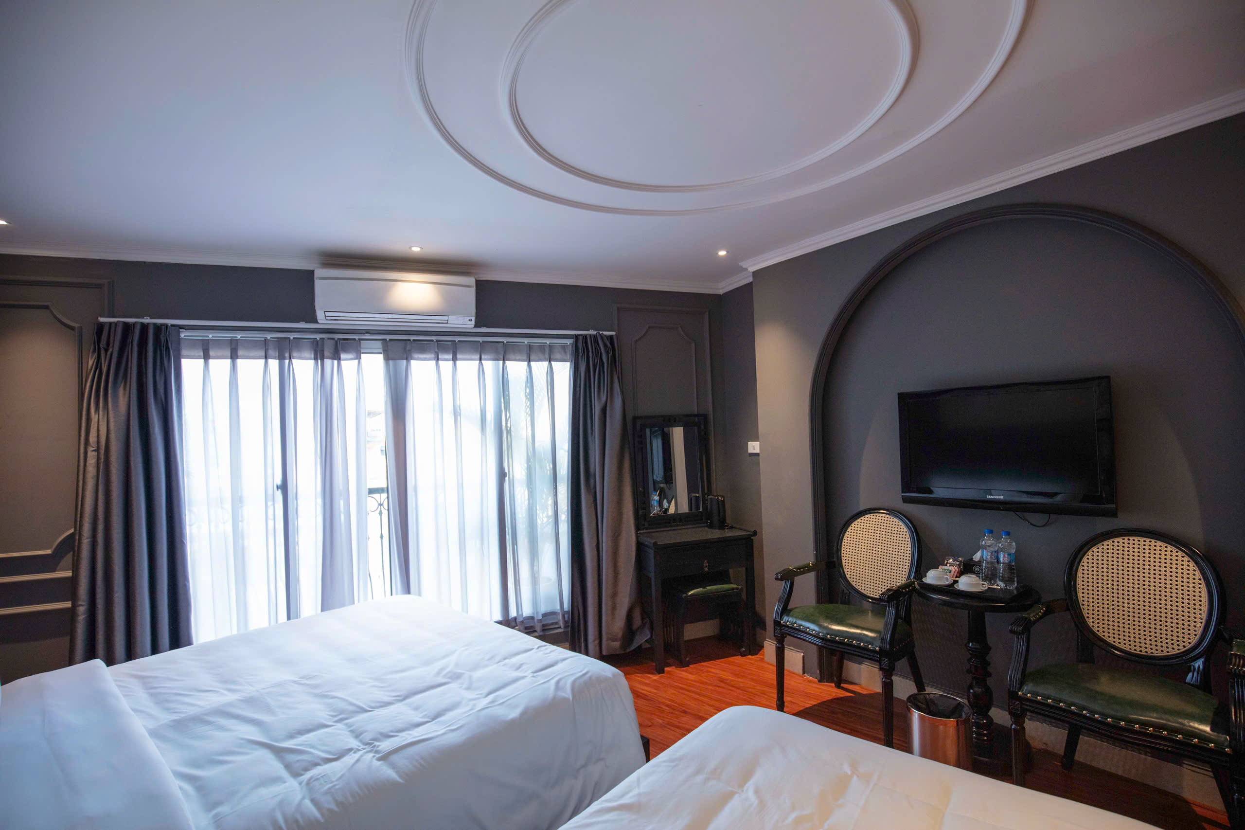 Madelise Stardust Hotel &#038; Travel: Trải Nghiệm Khách Sạn Sang Trọng Tại Hà Nội