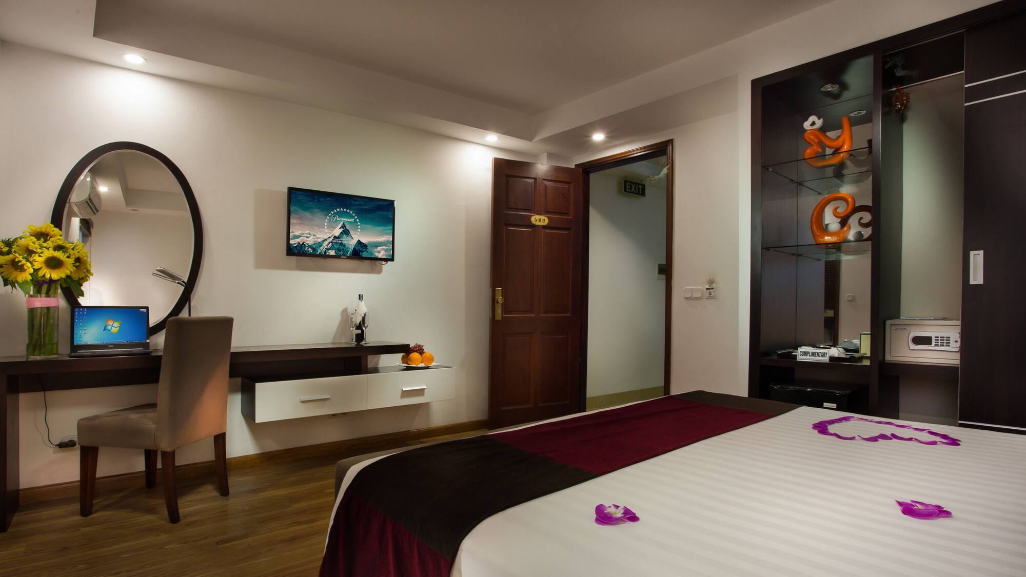 Parklane Hanoi Hotel &#038; Travel &#8211; Khách Sạn Cao Cấp Tại Hà Nội